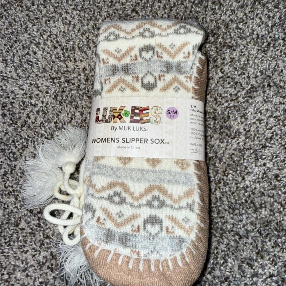 Muk Luks slipper socks